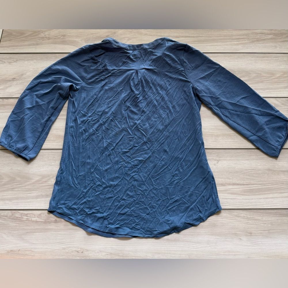 FORTUNE + IVY Cindy Button Detail Blouse Blue Medium NWT STITCH FIX - Picture 7 of 9